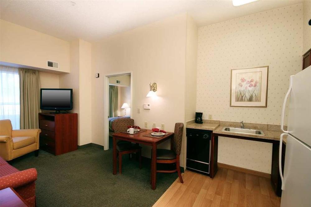 Homewood Suites By Hilton Erie Kearsarge Pokój zdjęcie
